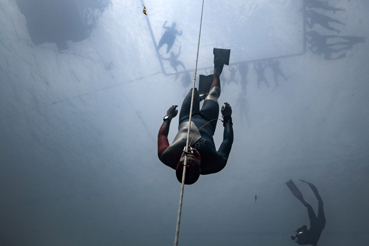 Arnaud Jerald: the free diver broke a new world record in Dean's Blue Hole, Long Island, Bahamas | Photo: Daan Verhoeven