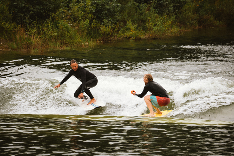 Artwave: the Finnish wave pool technology uses a special wing to create surfing waves in any body of water | Photo: Sami Lensu