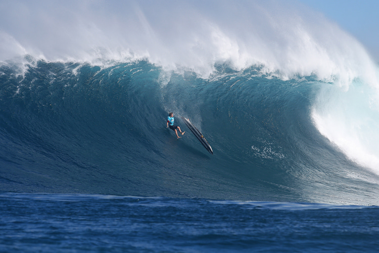 Bravado: surf culture fuels the concept of the fearless athlete | Photo: WSL