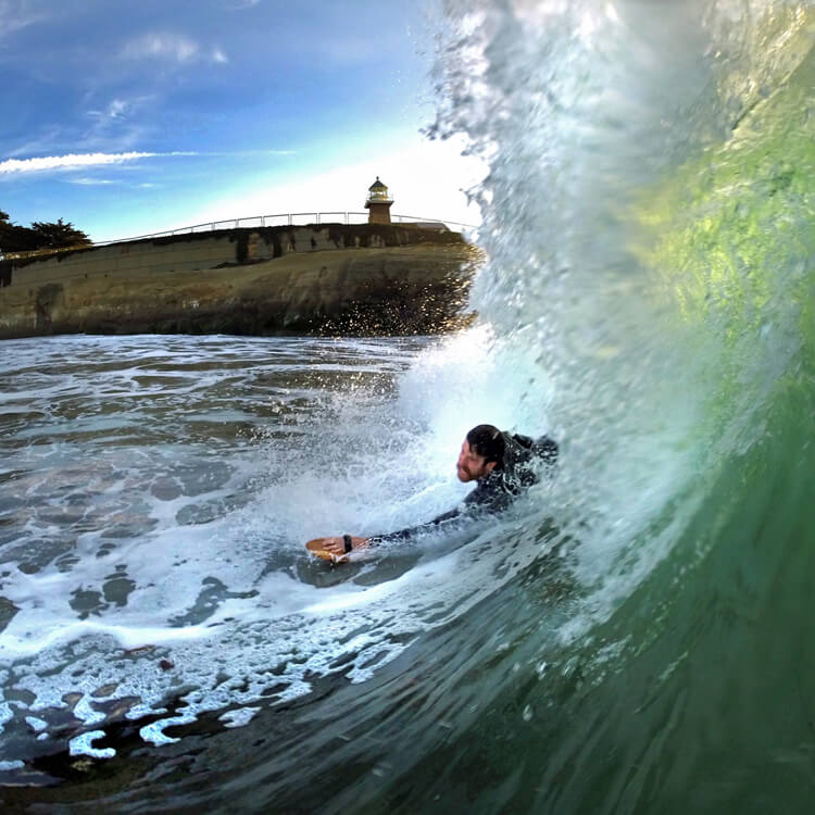 Frank Scott Krueger: bodysurfing is an art that dates as far back as 2,000 B.C. and predates board riding | Photo: Ventana Surfboards/Don Moulds/Creative Commons