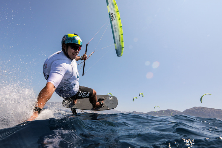 Formula Kite: light winds are making races harder for Olympic kiteboarders | Photo: World Sailing