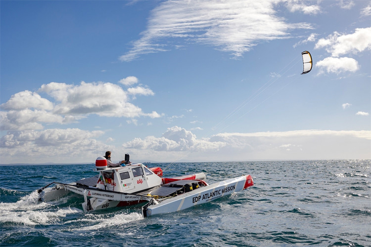 Francisco Lufinha: the Portuguese kiteboarder completed the fastest-ever solo crossing of the Atlantic Ocean in a kite boat | Photo: Francisco Lufinha