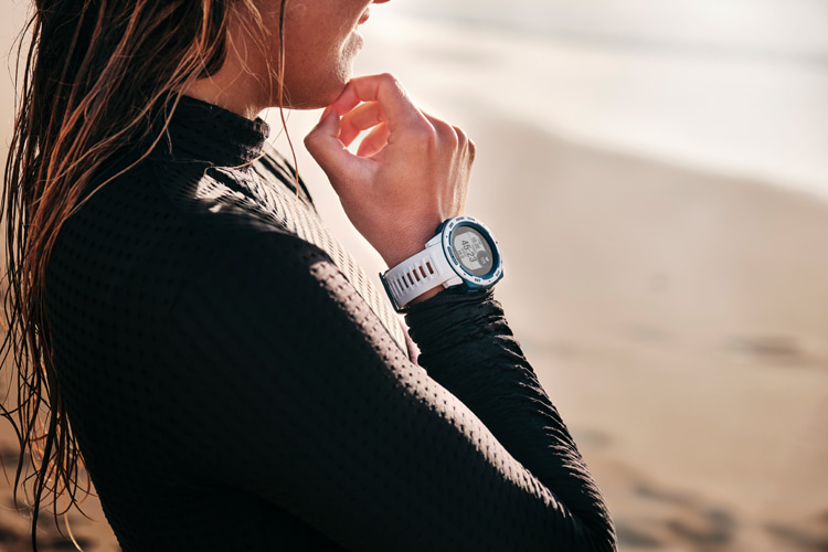 Garmin Instinct Solar Surf: the world's best surf watch to date | Photo: Garmin