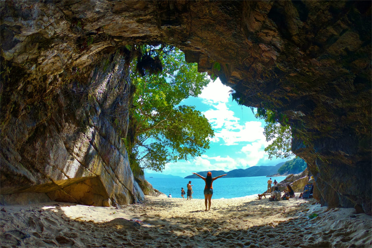 Gruta que Chora (Weeping Grotto