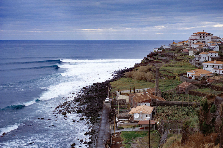 Jardim do Mar, Madeira, Portugal: in the 1990s, this was an uncrowded, long, and perfectly peeling wave | Photo: Will Henry/Save the Waves