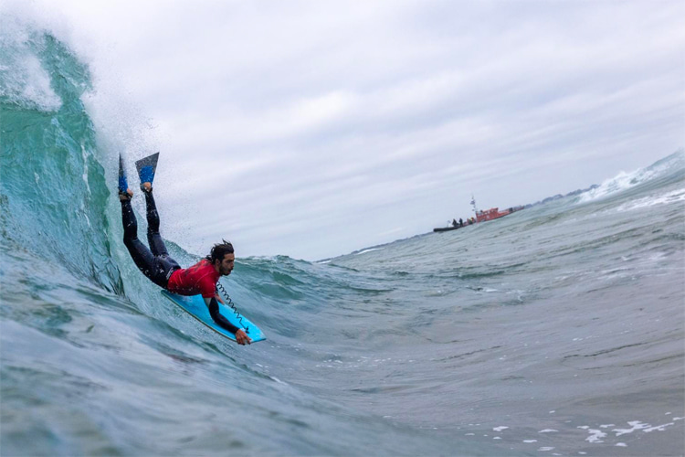 Pierre-Louis Costes: dropping into his second Annaëlle Challenge title | Photo: Thomas Deregnieaux/Qaptur