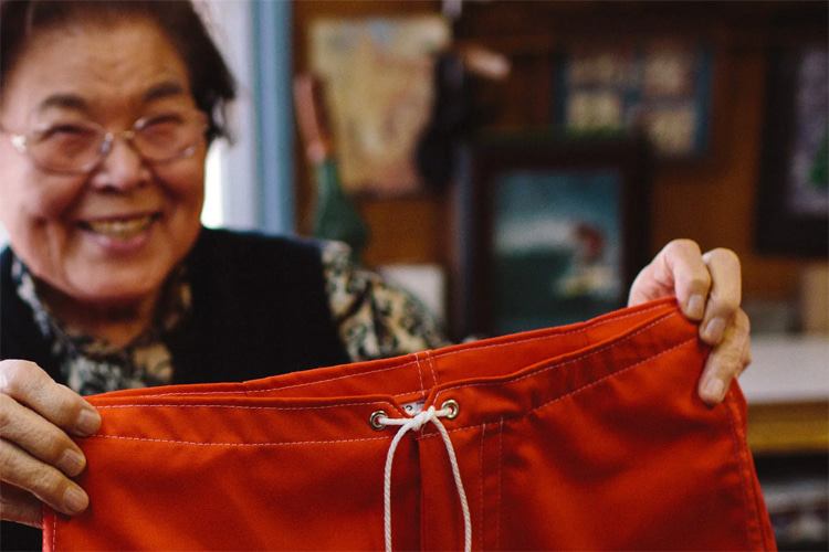 Sato Hughes: the Japanese was surfing's most talented seamstress | Photo: Katin Archive