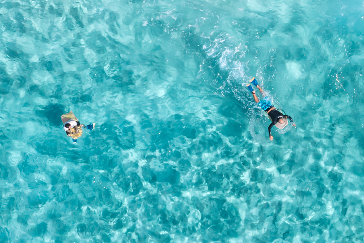 Bodyboarding: learn how to sit on your bodyboard to save energy | Photo: Loiterton/Creative Commons