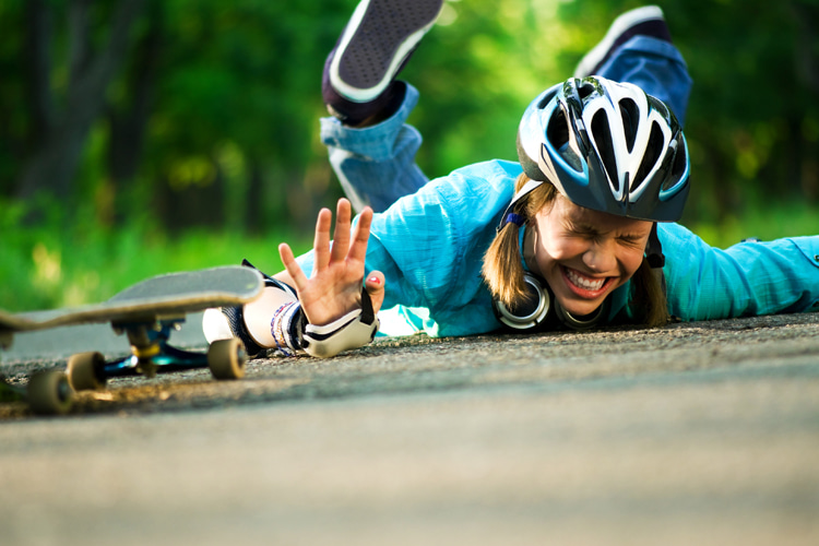 Skateboarding: learning how to fall is one of the first things a beginner skater should master | Photo: Shutterstock