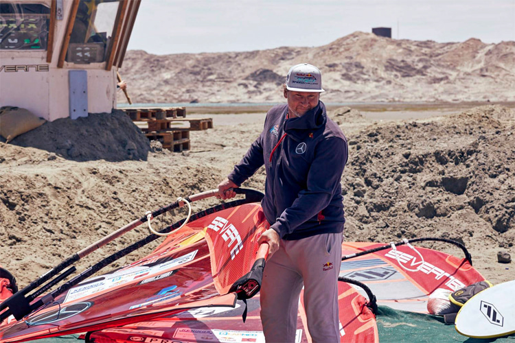 Speed windsurfing sails: small in area and made of monofilm | Photo: Luderitz Speed Challenge