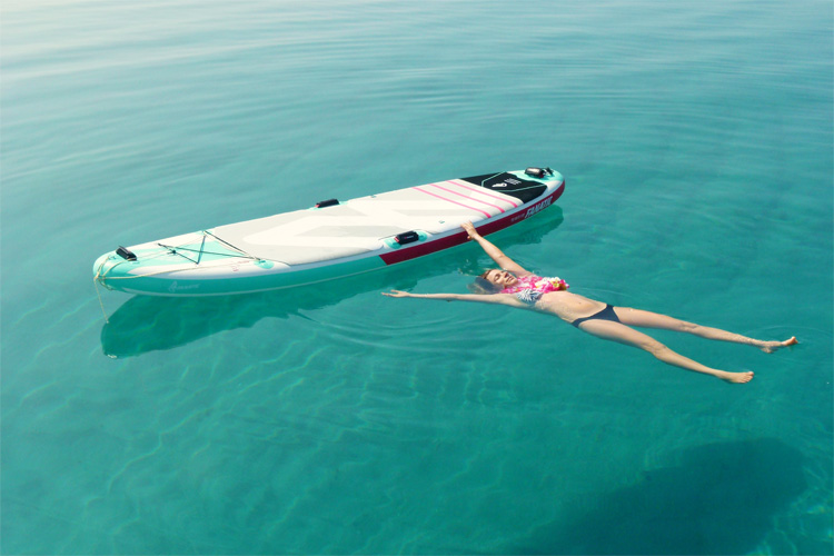 SUP Yoga: relax your mind and your body | Photo: Fanatic