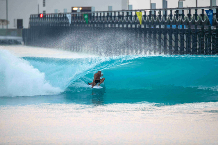 Surf Abu Dhabi: a pool where you ride a wave for one minute and 110 yards | Photo: Surf Abu Dhabi