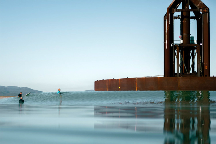 Surf Lakes: the surf lagoon is able to pump over 2,000 waves per hour | Photo: Surf Lakes