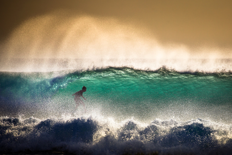 Surfing: a healing medicine for the soul | Photo: Shutterstock