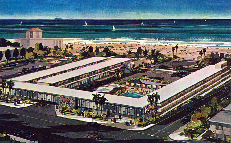 Surf Rider Inn: the hotel that gave name to Surfrider Foundation | Postcard: The Cardboard America Archives