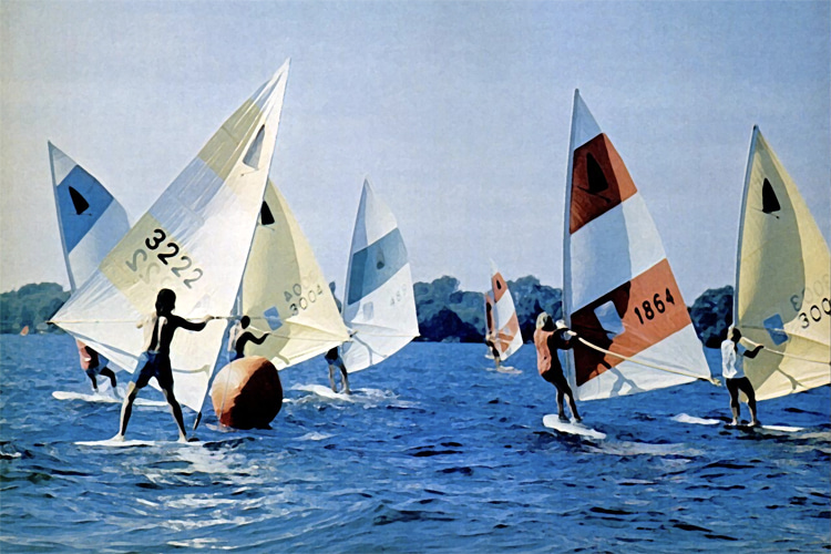 Windsurfer Class: who won the first world title?