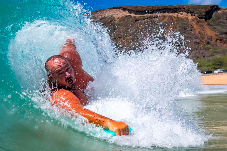 Zachary Payne: a bodysurfer from Hawaii who feel in love with poetry | Photo: Chris Rose